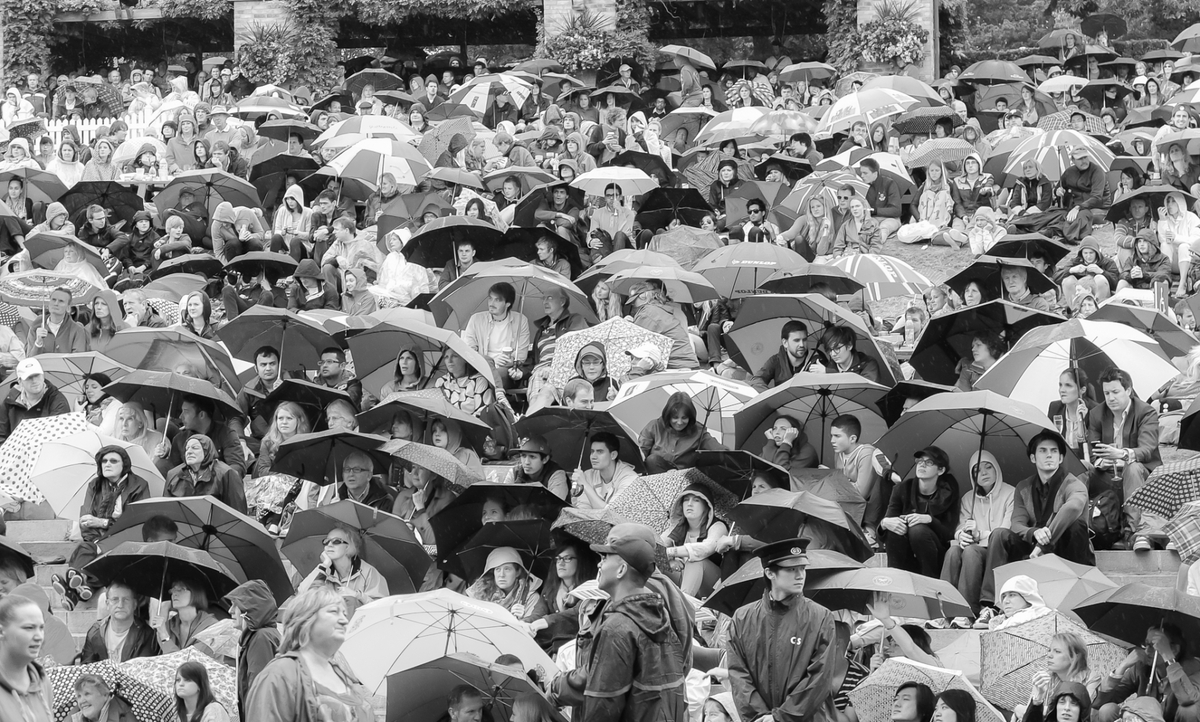 Soaking on Henman Hill